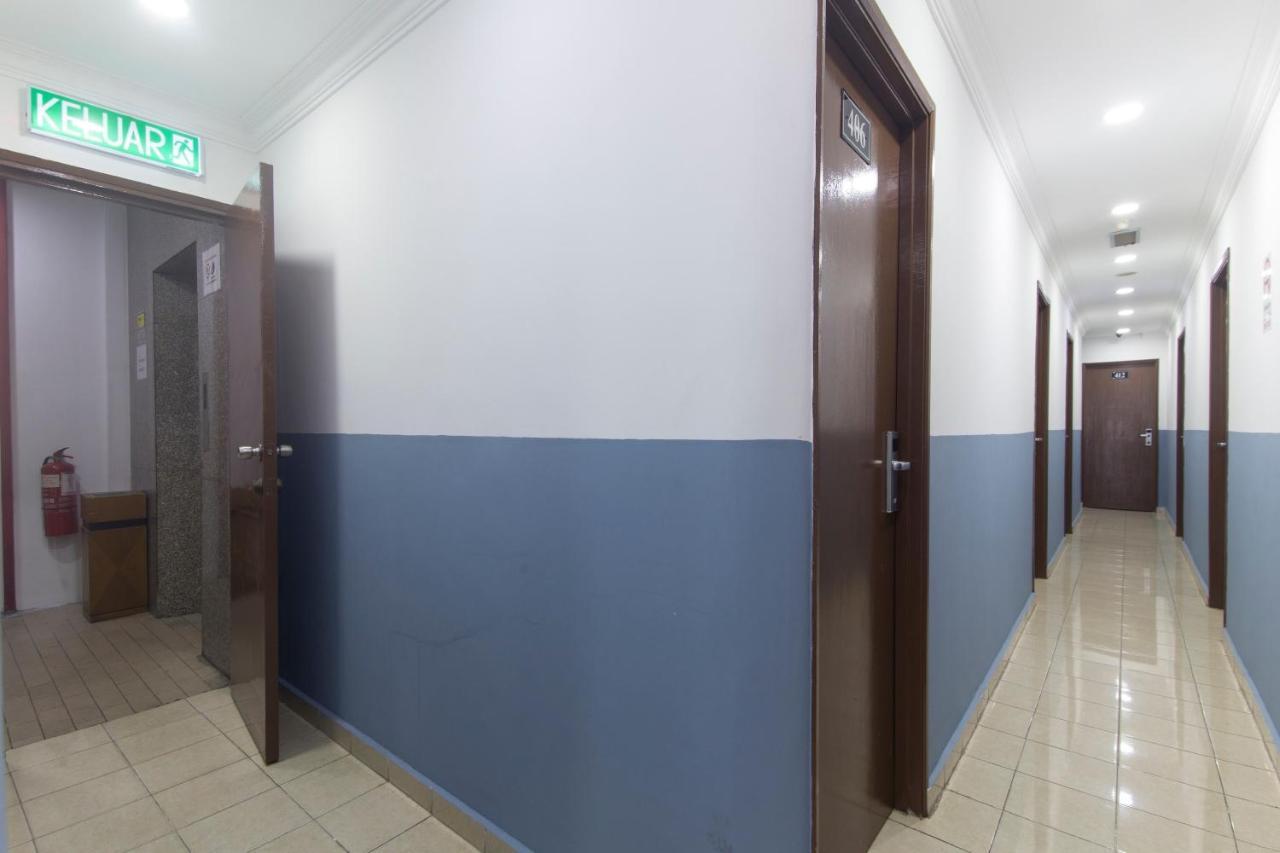 Oyo 805 Hotel Run Star Куала-Лумпур Экстерьер фото