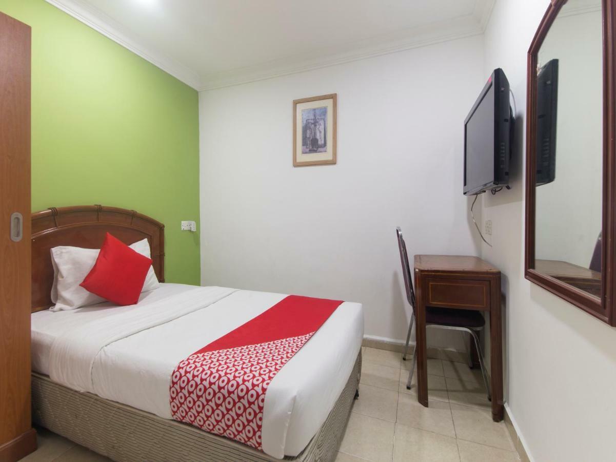 Oyo 805 Hotel Run Star Куала-Лумпур Экстерьер фото
